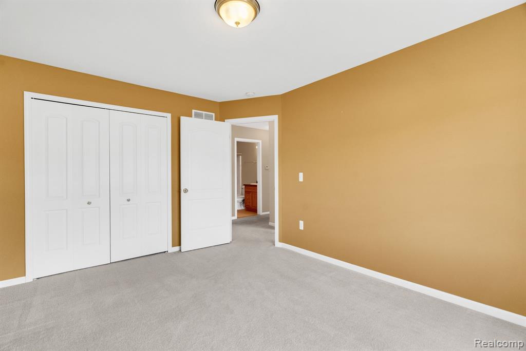 8419 Forest Glen Drive Property Photo 34