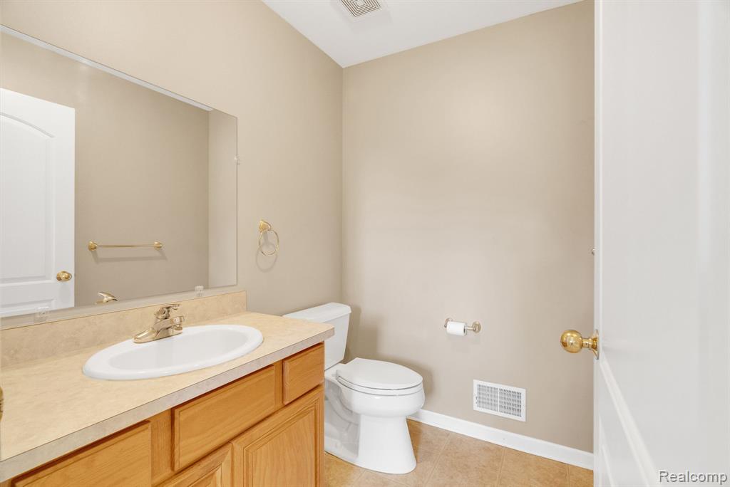 8419 Forest Glen Drive Property Photo 41