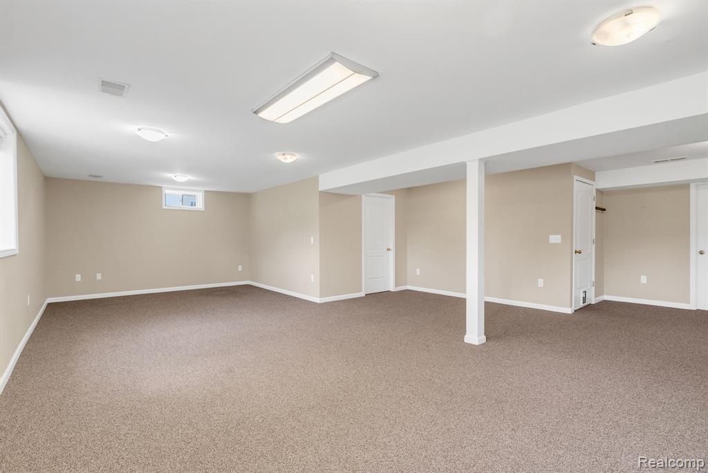 8419 Forest Glen Drive Property Photo 43