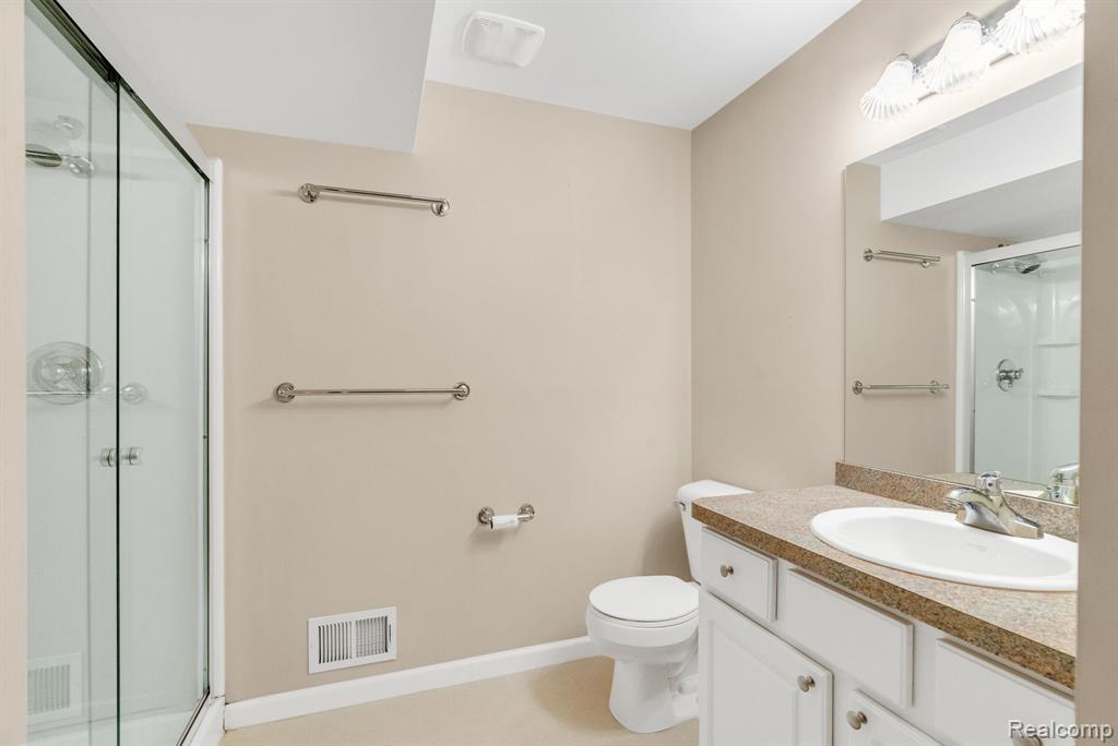 8419 Forest Glen Drive Property Photo 52