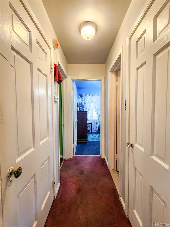 18489 Whitcomb Street Property Photo 17