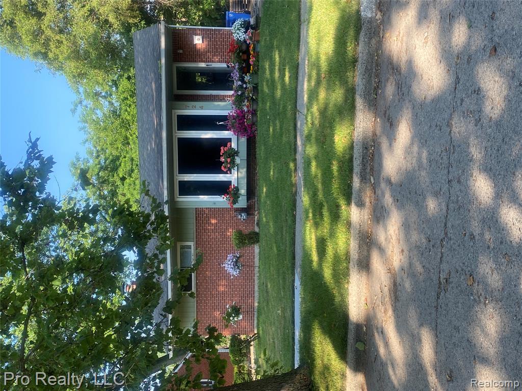 724 Clair Street