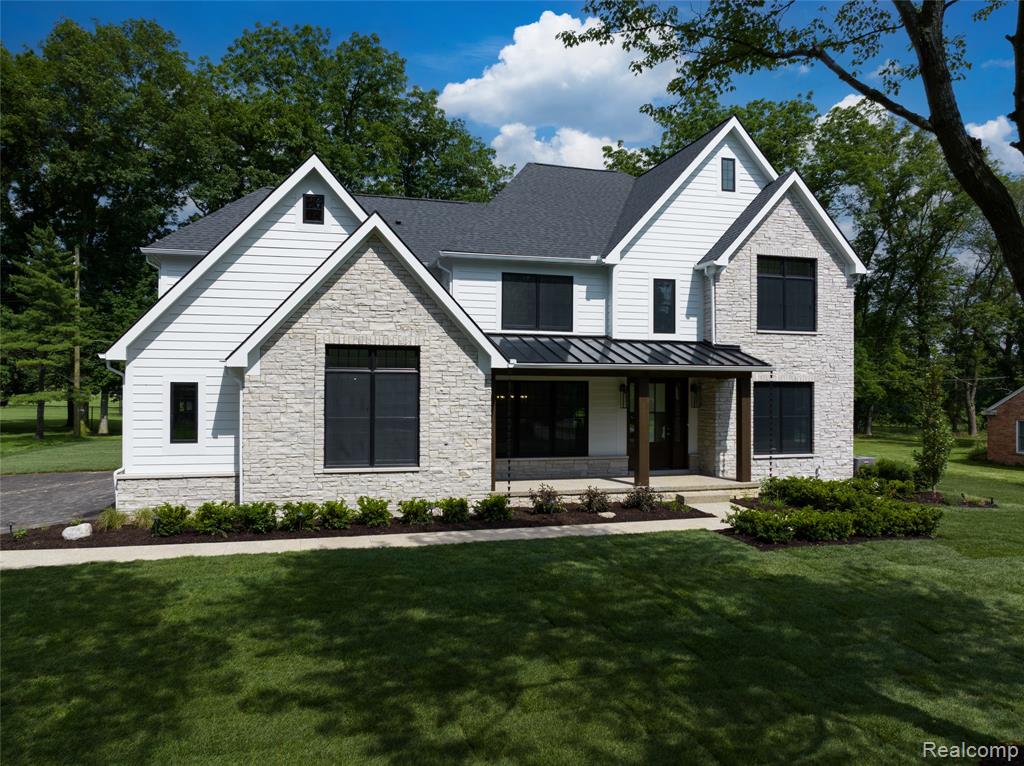 1231 Fox Chase Road Property Photo 1