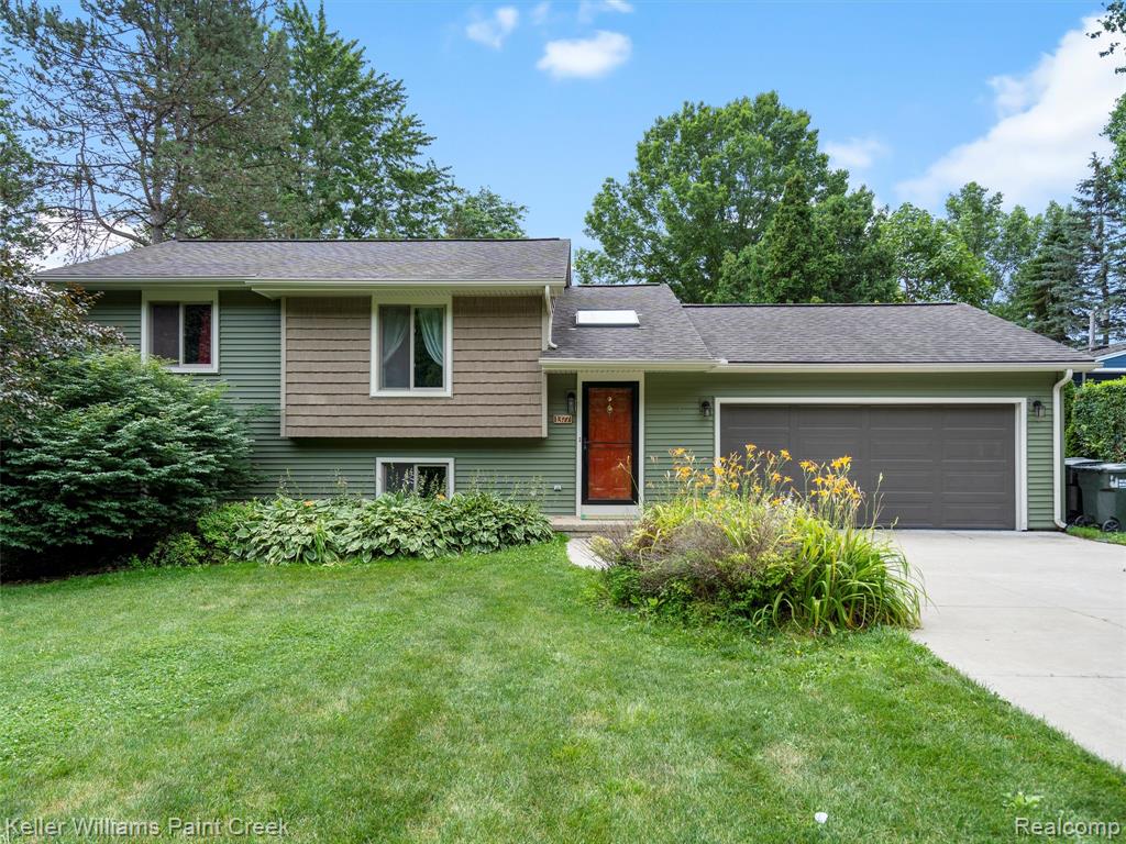 1377 Ruby Avenue Property Photo 1