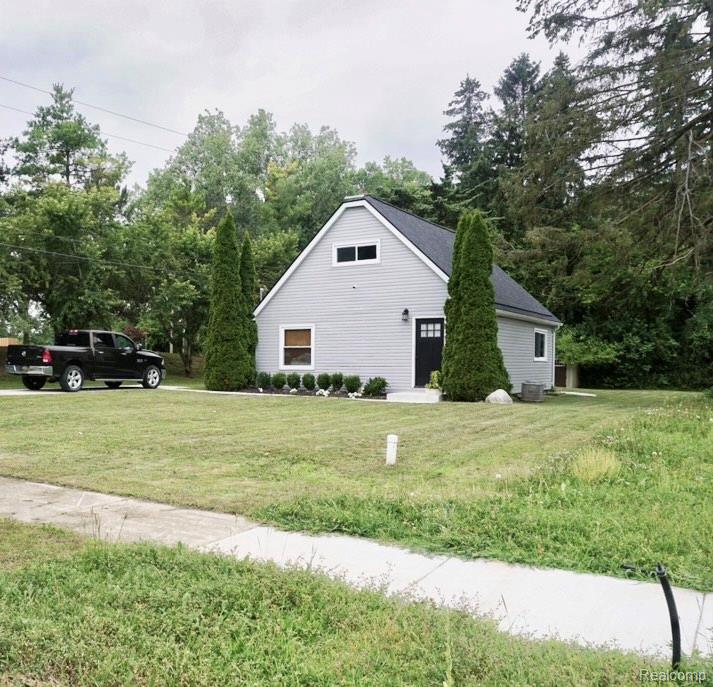 3344 Bathurst Avenue Property Photo 1