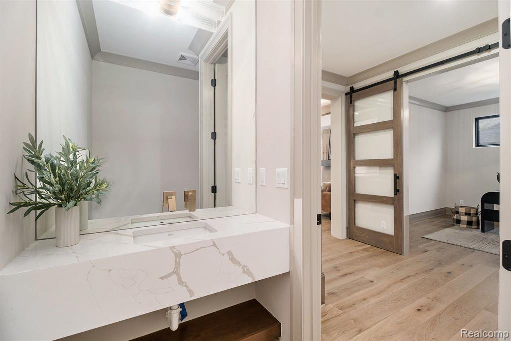 12771 N Pointe Drive Property Photo 31