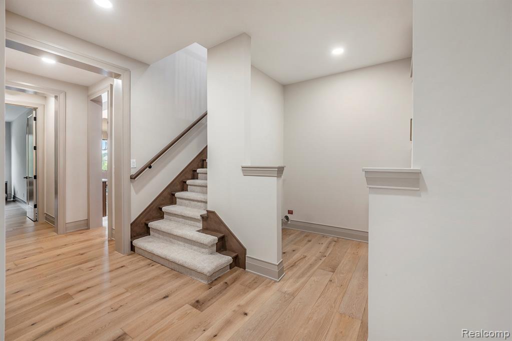 12771 N Pointe Drive Property Photo 35