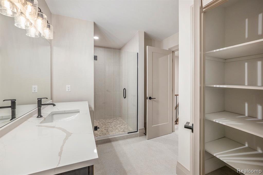 12771 N Pointe Drive Property Photo 38