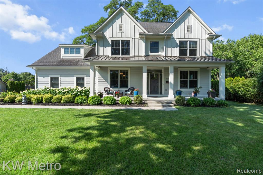 3591 Paddington Dr Drive Property Photo 1
