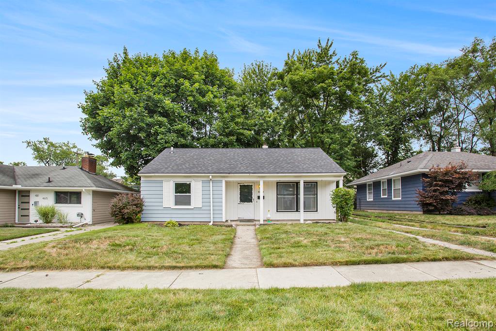 4619 Olivia Avenue Property Photo 3