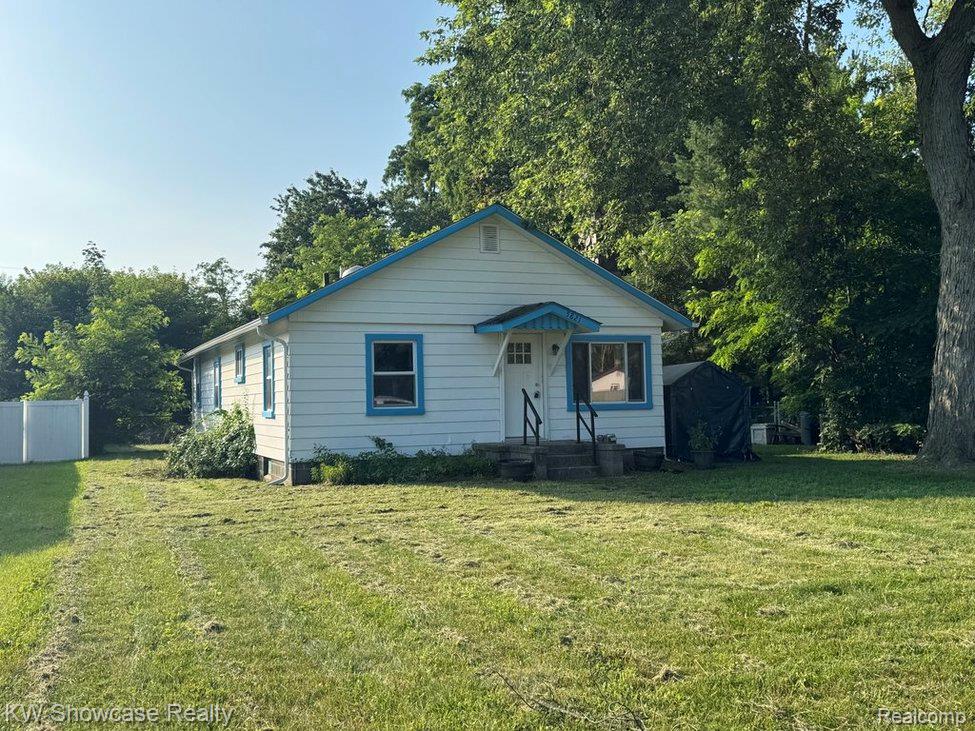 5821 Felske Drive Property Photo 1