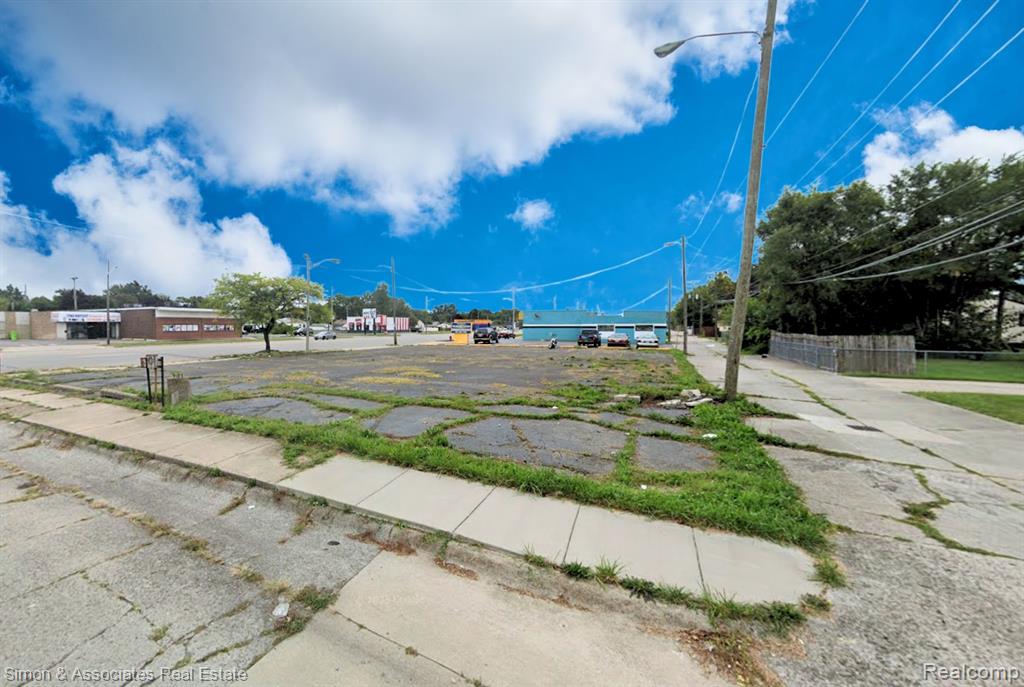 Lot 398 Dix Highway Property Photo 3