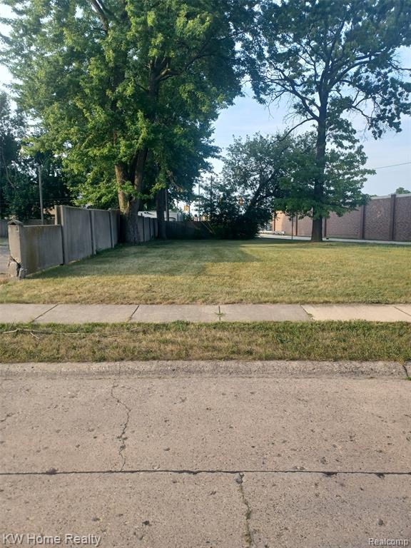 934 E Granet Avenue Property Photo 1