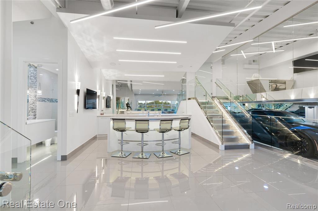 142 Pit Lane Property Photo 17