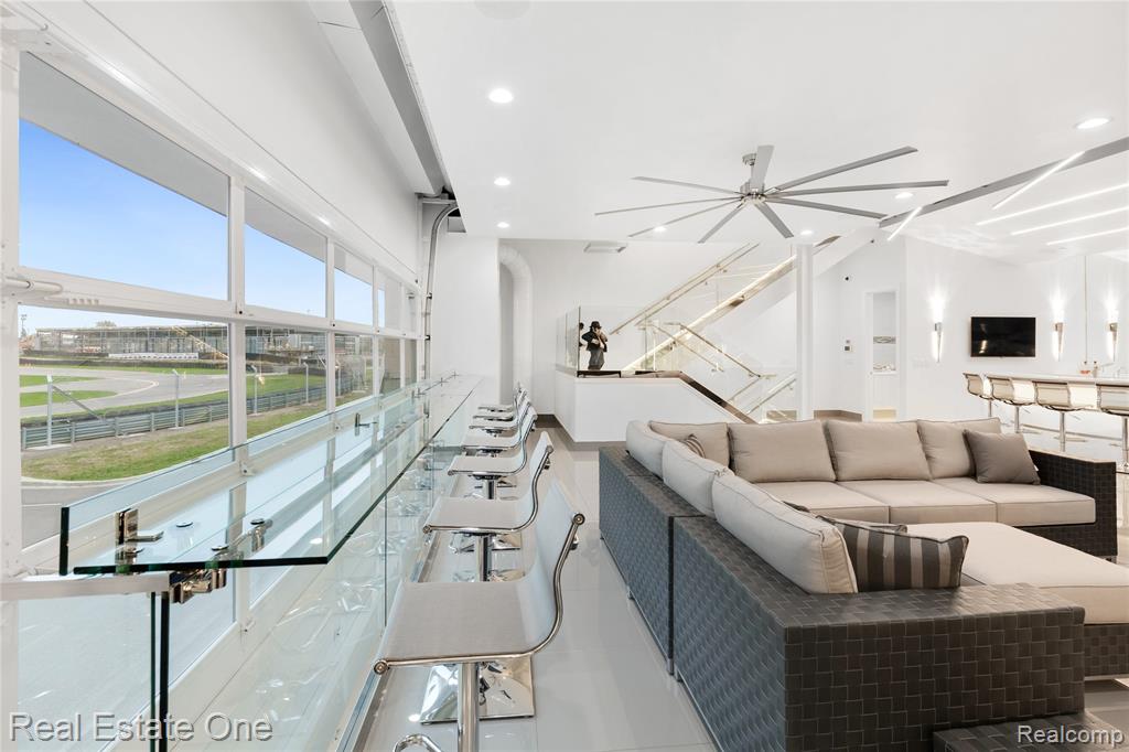 142 Pit Lane Property Photo 19
