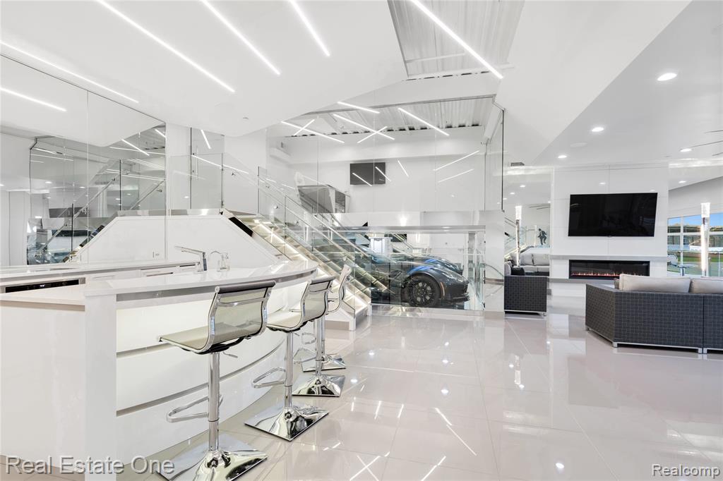 142 Pit Lane Property Photo 23