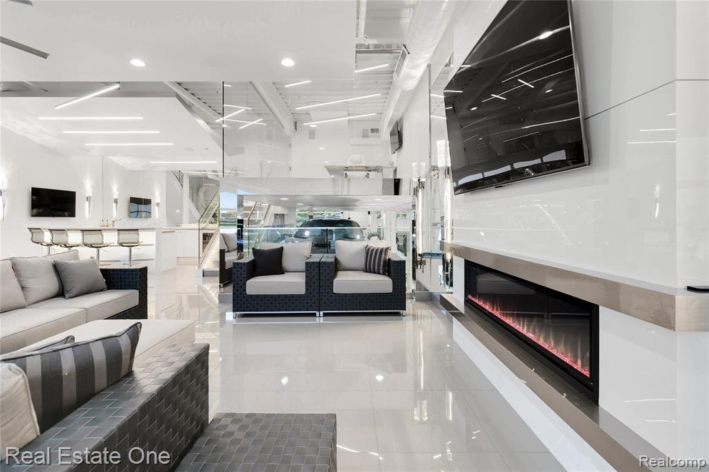 142 Pit Lane Property Photo 36