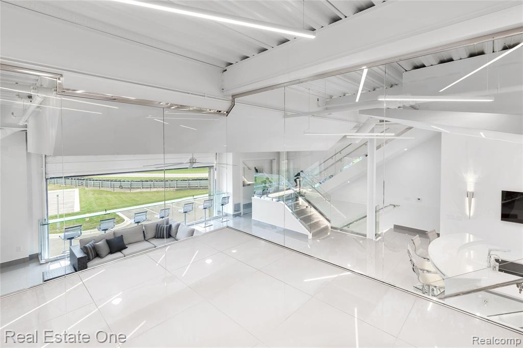 142 Pit Lane Property Photo 39