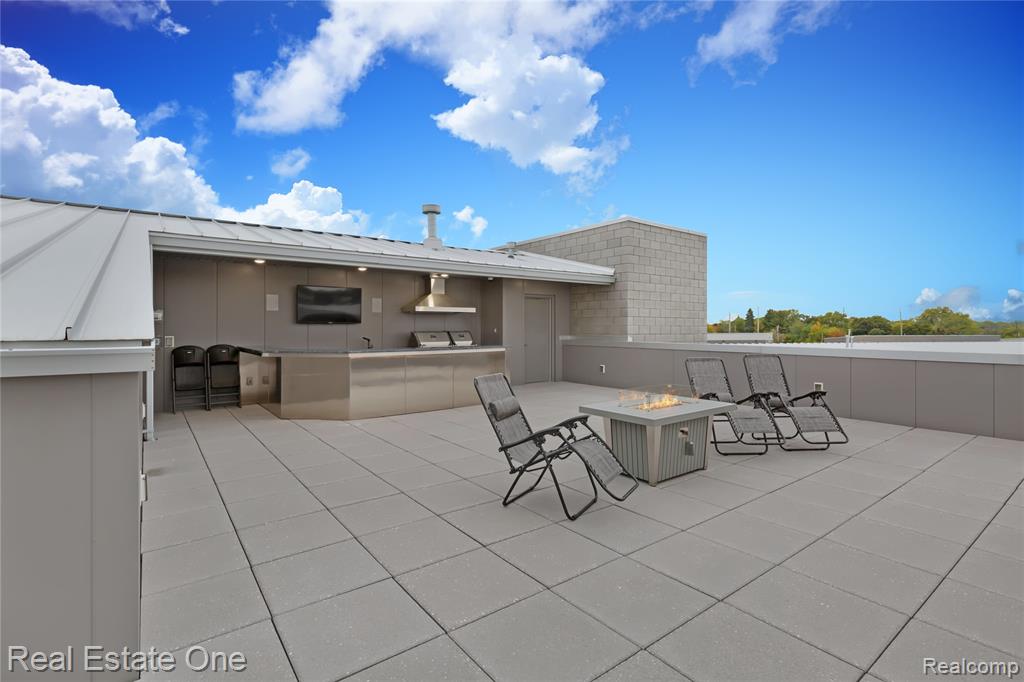 142 Pit Lane Property Photo 45