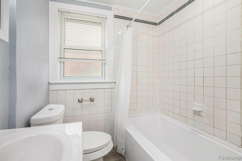 22497 Boulder Avenue Property Photo 12