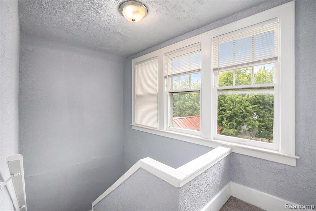 22497 Boulder Avenue Property Photo 19
