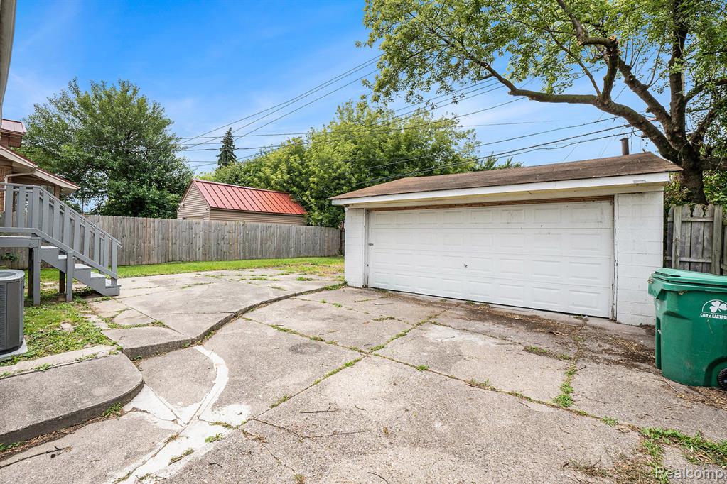 22497 Boulder Avenue Property Photo 26