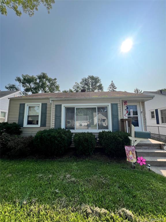 3420 Mackinaw Street Property Photo 1