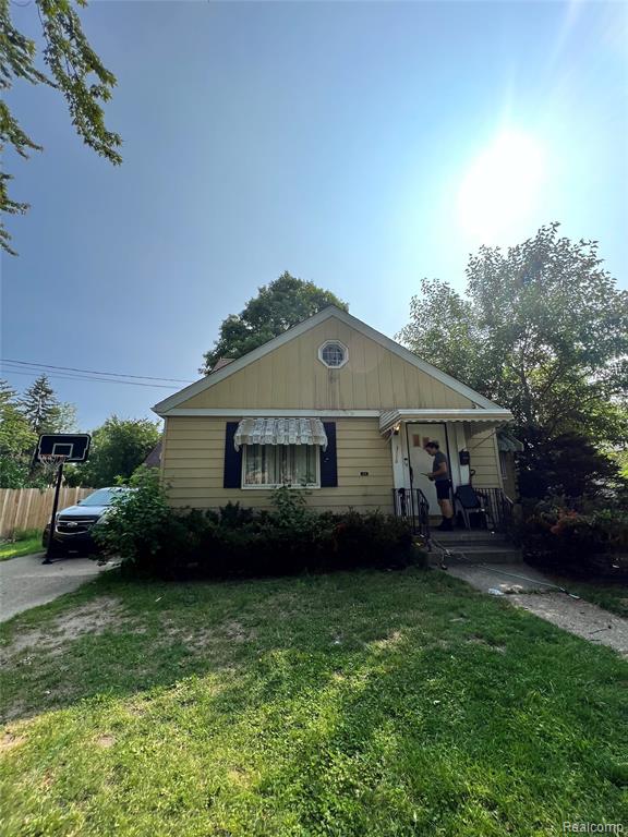 3116 Mackinaw Street
