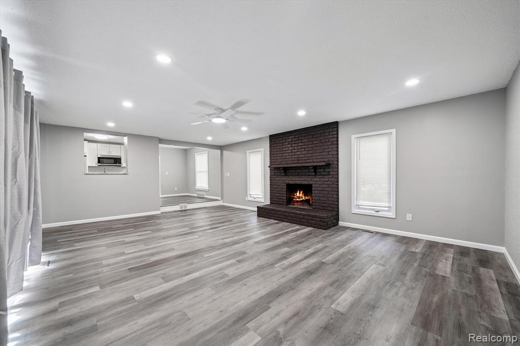 18902 Westmore Street Property Photo 15