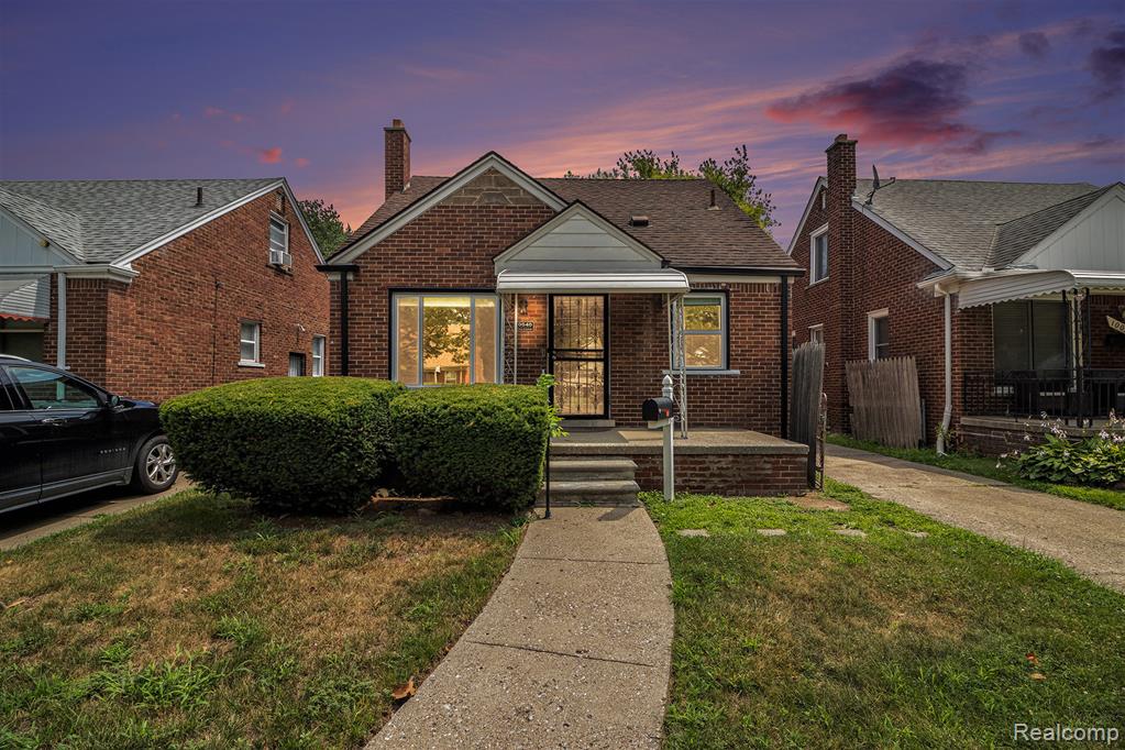 10040 Chatham Property Photo 1