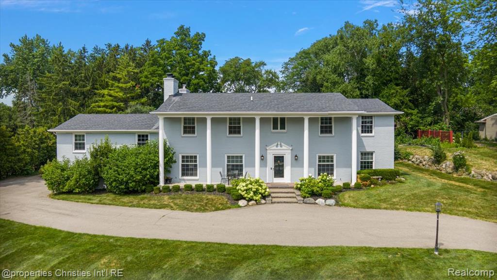 3060 Chickering Lane Property Photo 1