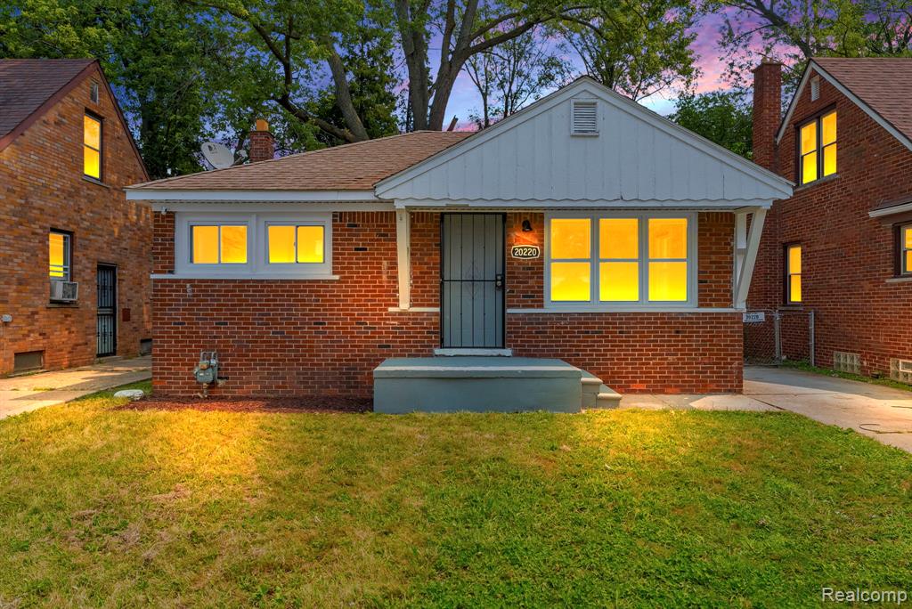 20220 Lahser Road Property Photo 1