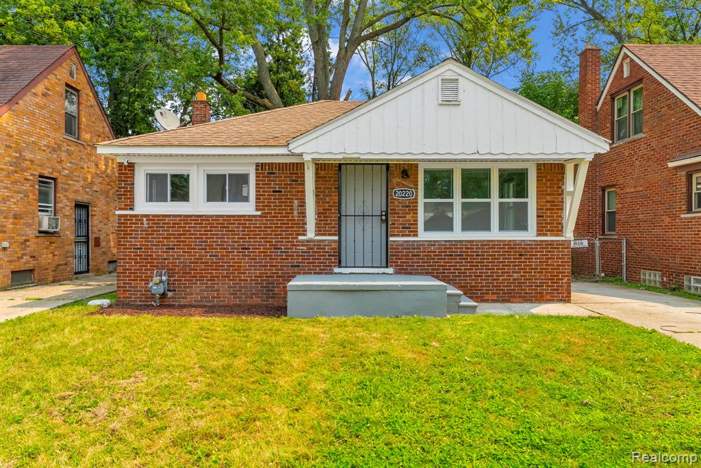 20220 Lahser Road Property Photo 2