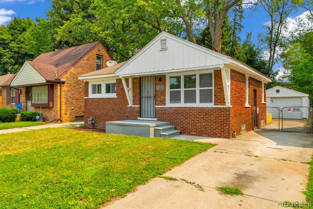 20220 Lahser Road Property Photo 3