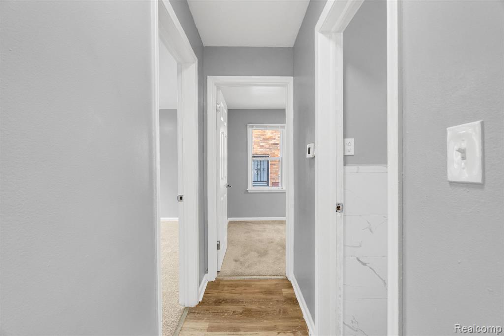 20220 Lahser Road Property Photo 15