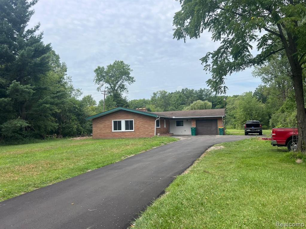 12000 Inkster Road Property Photo 1