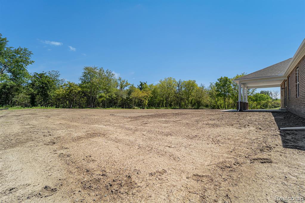 71714 Hidden River Drive Property Photo 24