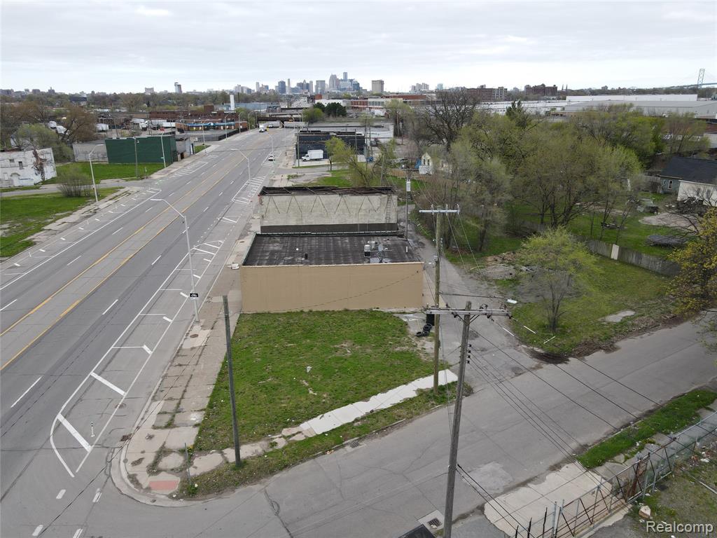 4665 Michigan Avenue Property Photo 1