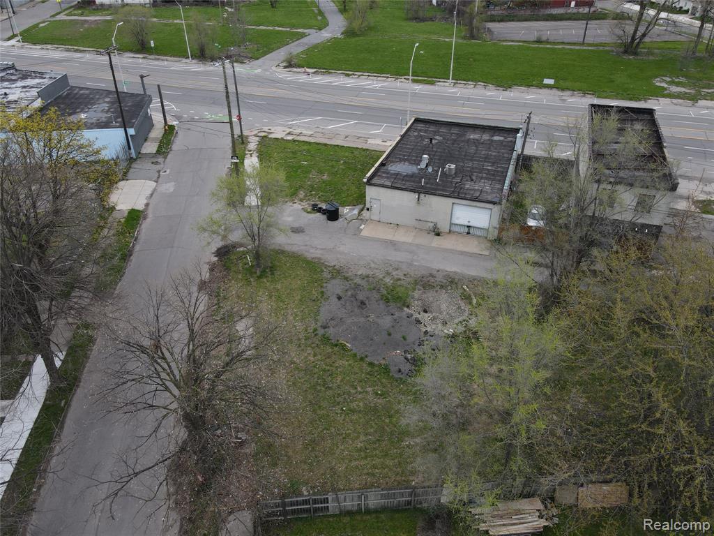 4665 Michigan Avenue Property Photo 9