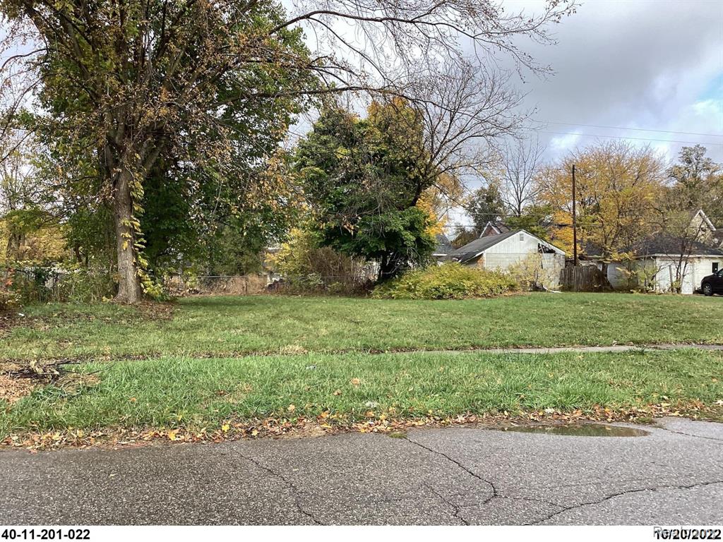 2424 Begole Street Property Photo 1