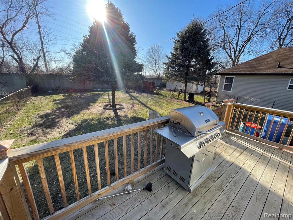26431 Trowbridge Street Property Photo 17