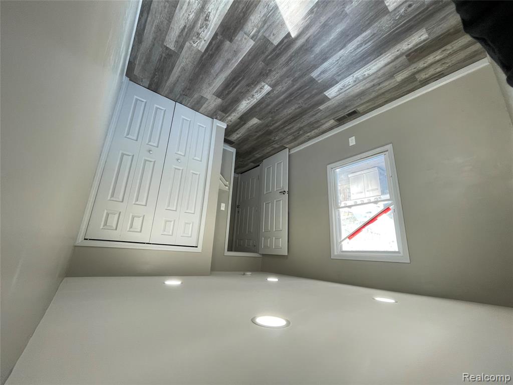 26431 Trowbridge Street Property Photo 34