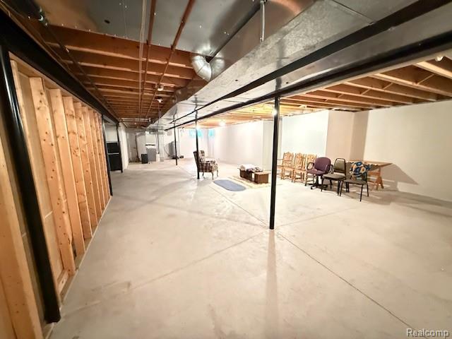 889 Cronkite Drive Property Photo 26