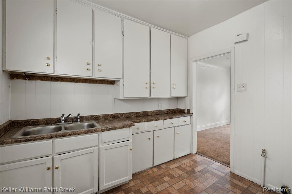 5752 Chatsworth Street Property Photo 9