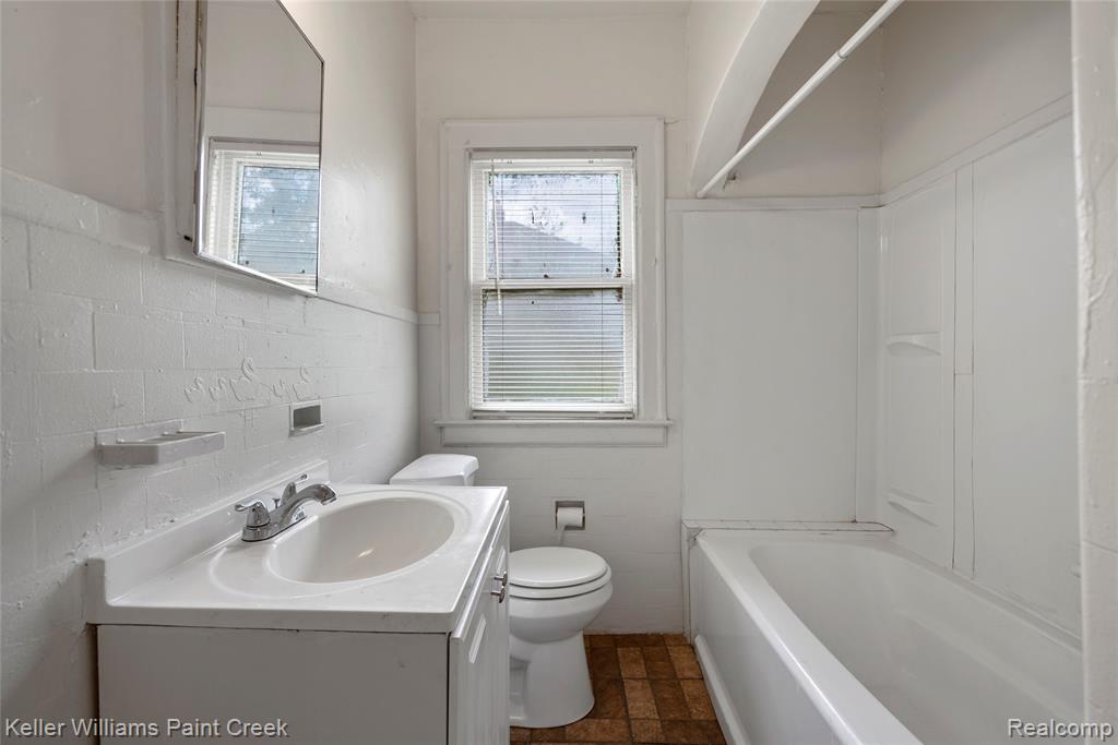 5752 Chatsworth Street Property Photo 14