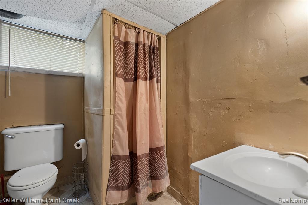 5752 Chatsworth Street Property Photo 16
