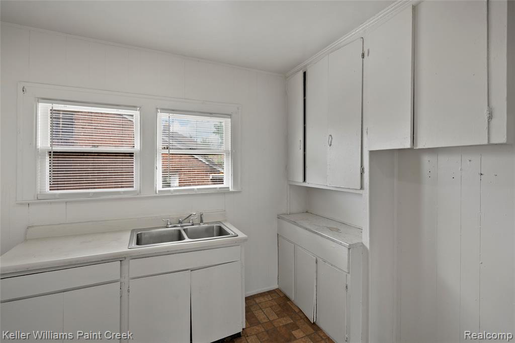 5752 Chatsworth Street Property Photo 32