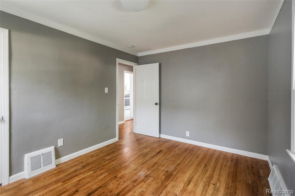 17214 Hanna Street Property Photo 3
