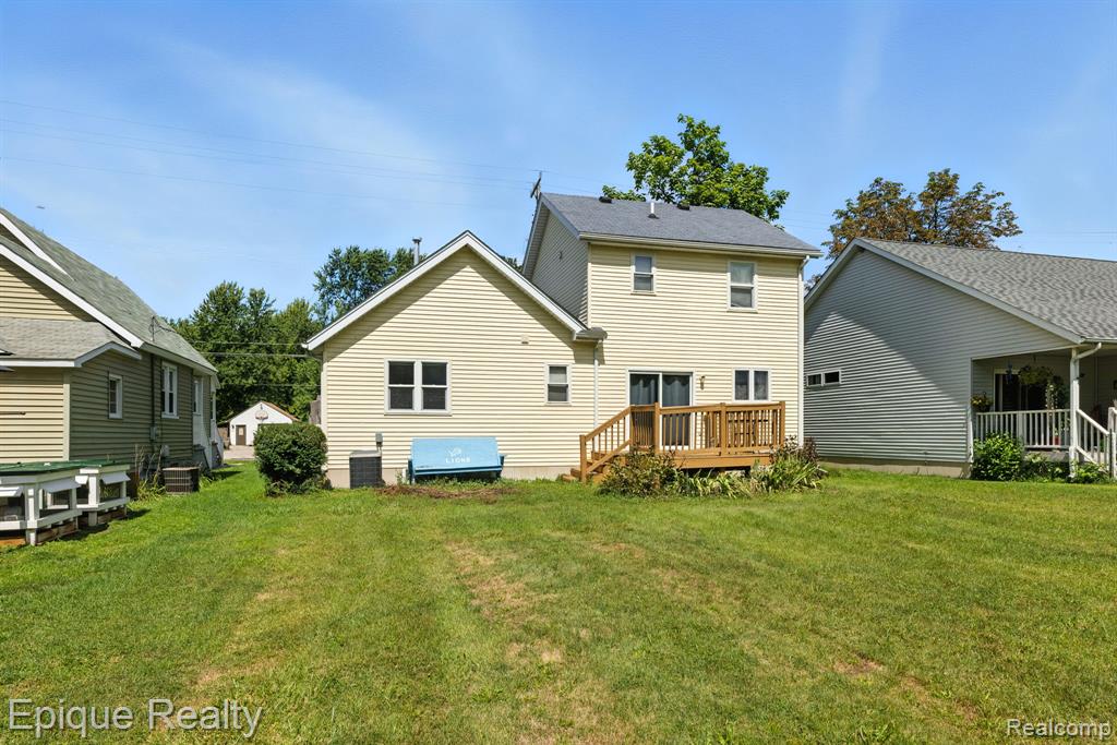 146 Taylor Street Property Photo 4