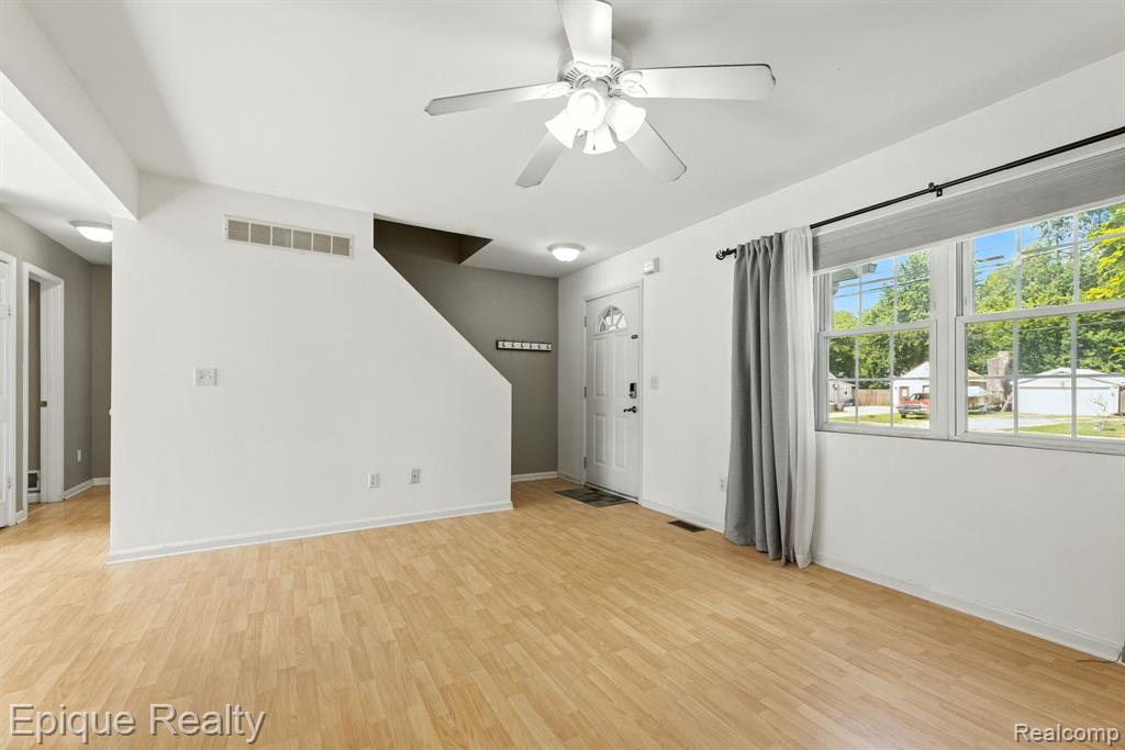146 Taylor Street Property Photo 7